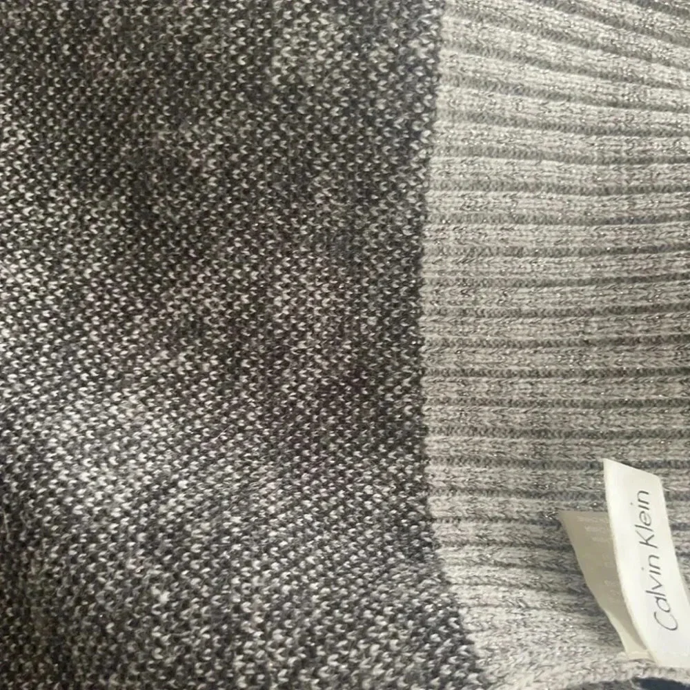 Calvin Klein reversible scarf